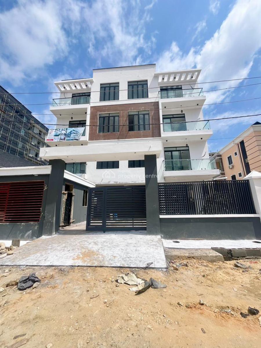 Beautiful 2 Bedroom Apartment with Gym️, Lekki Phase 1, Lekki, Lagos, Flat / Apartment for Sale