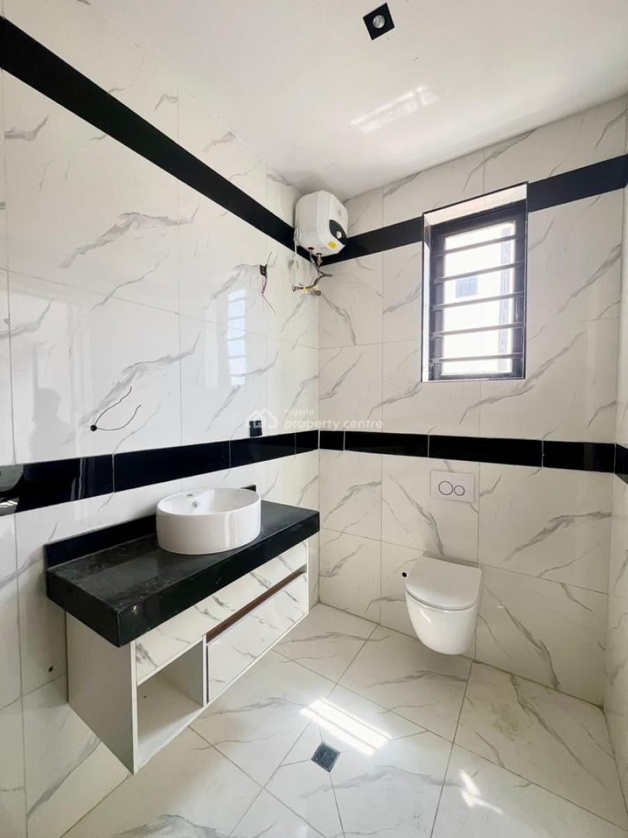 Beautiful 2 Bedroom Apartment with Gym️, Lekki Phase 1, Lekki, Lagos, Flat / Apartment for Sale