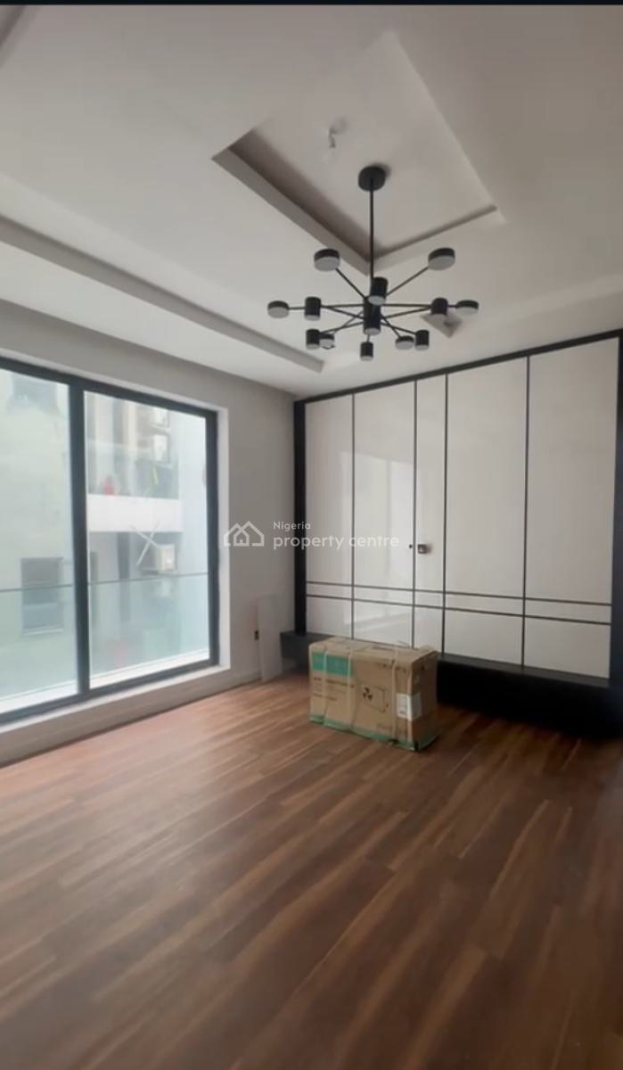 Relatively New 2 Bedroom Flat with Rooms Ensuite, Ikate Elegushi, Lekki, Lagos, Flat / Apartment for Rent