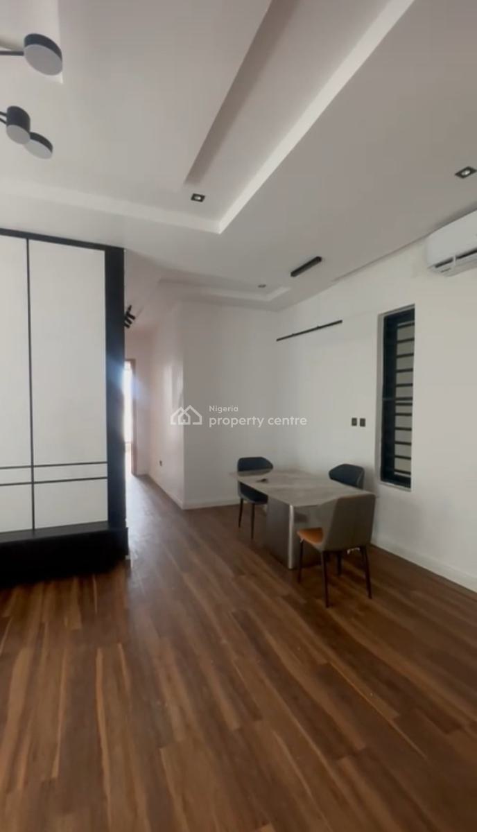 Relatively New 2 Bedroom Flat with Rooms Ensuite, Ikate Elegushi, Lekki, Lagos, Flat / Apartment for Rent