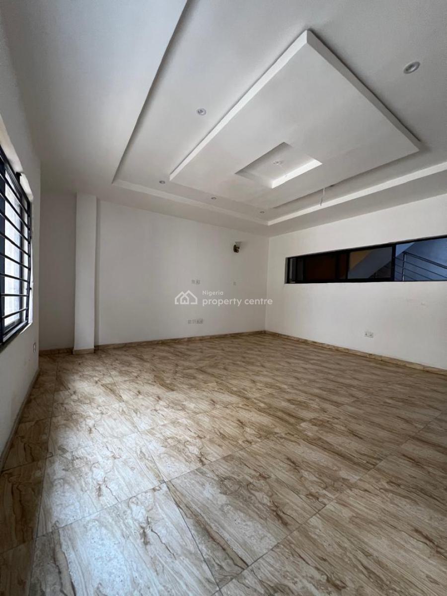 Converted Mini Flat Upstairs with Full Kitchen & Balcony, Oral Estate Opp Eleganza Bustop, Lekki, Lagos, Mini Flat (room and Parlour) for Rent