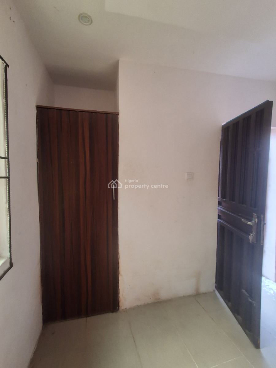 Selfcon, in an Estate, Badore, Ajah, Lagos, Self Contain (single Rooms) for Rent