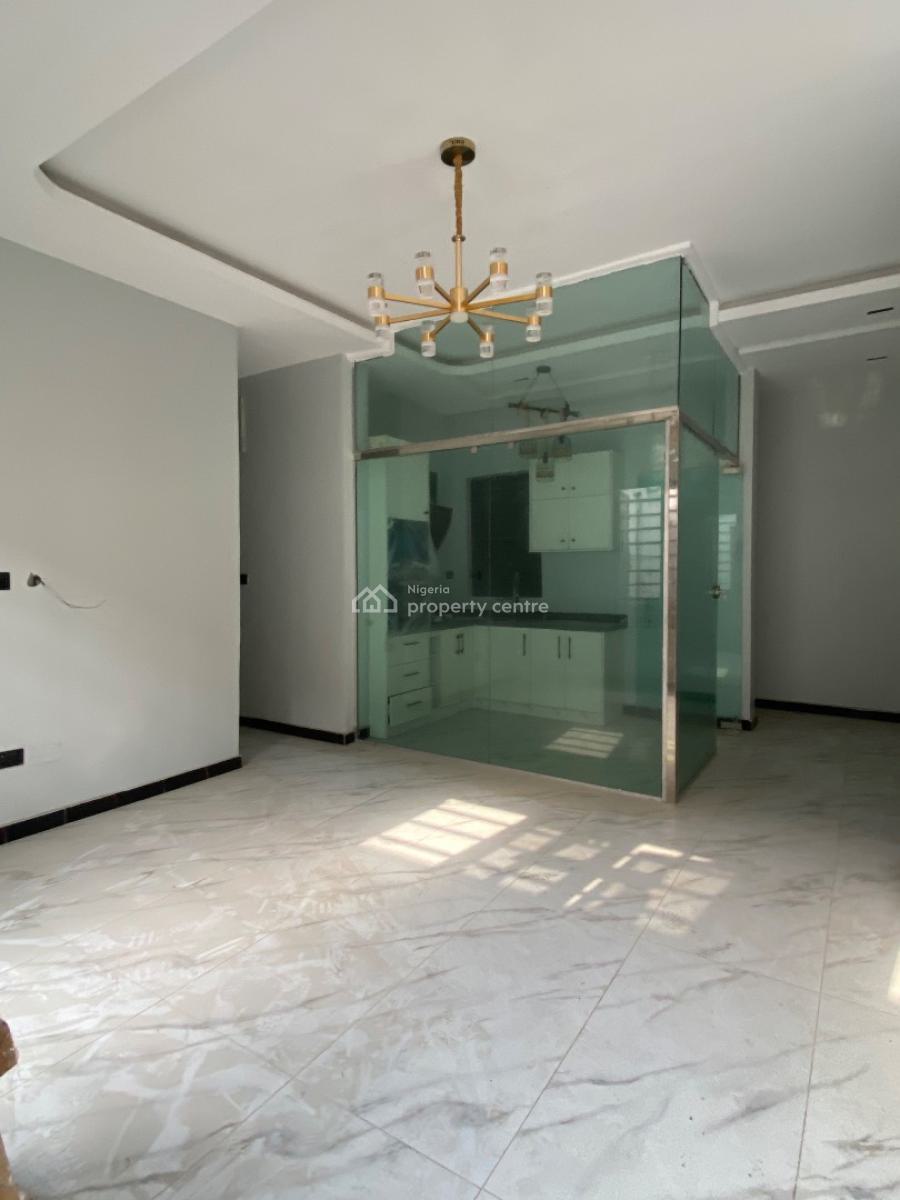 Luxury Serviced Standard 2 Bedroom Flat, Off Admiralty Way, Lekki Phase 1, Lekki, Lagos, Flat / Apartment for Rent