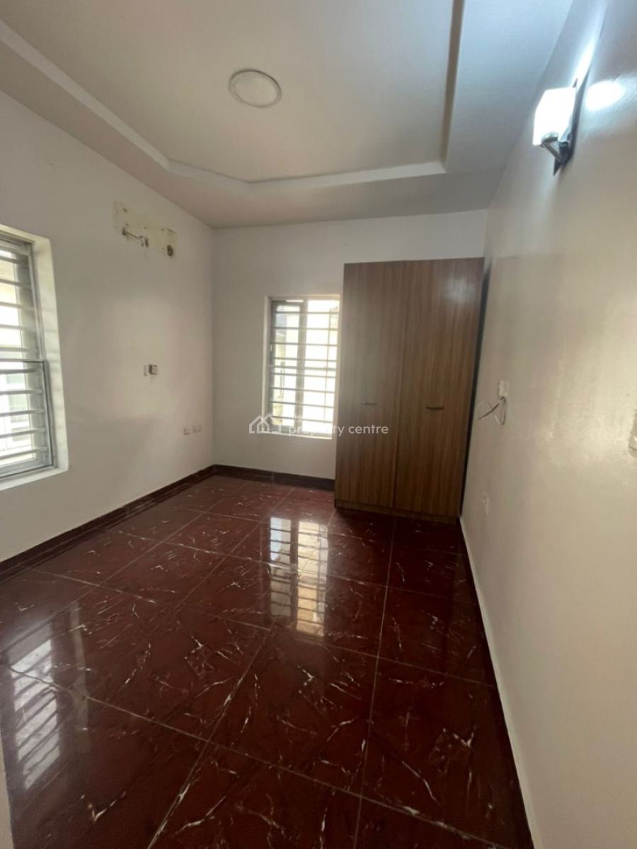 Well Renovated 4 Bedroom Duplex  with Bq, Osapa, Lekki, Lagos, Semi-detached Duplex for Rent