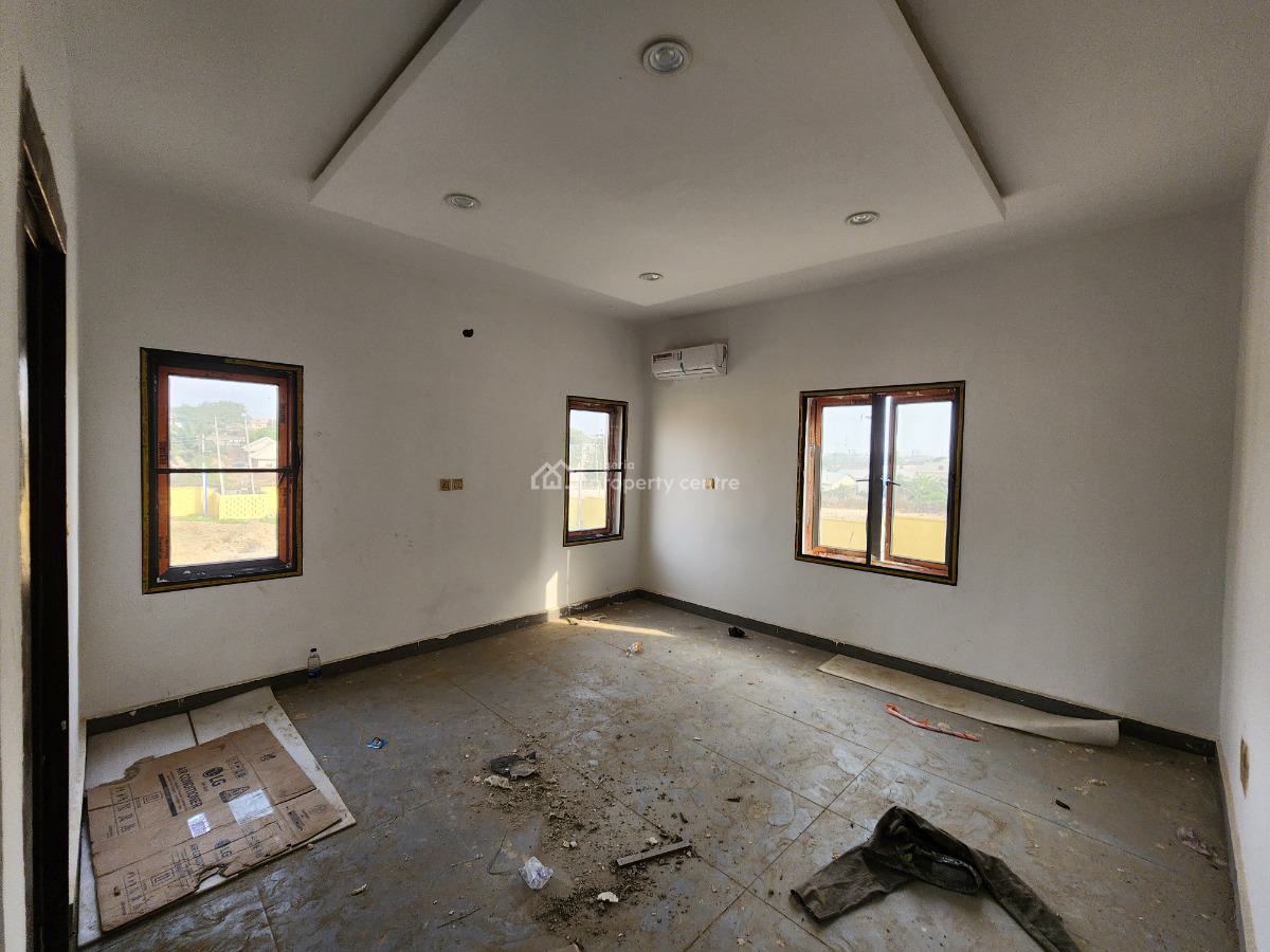 Brand New 2 Bedroom Luxury Apartment at Karu Phase I, Abuja, Works and Housing Estate, Karu, Abuja, Flat / Apartment for Sale