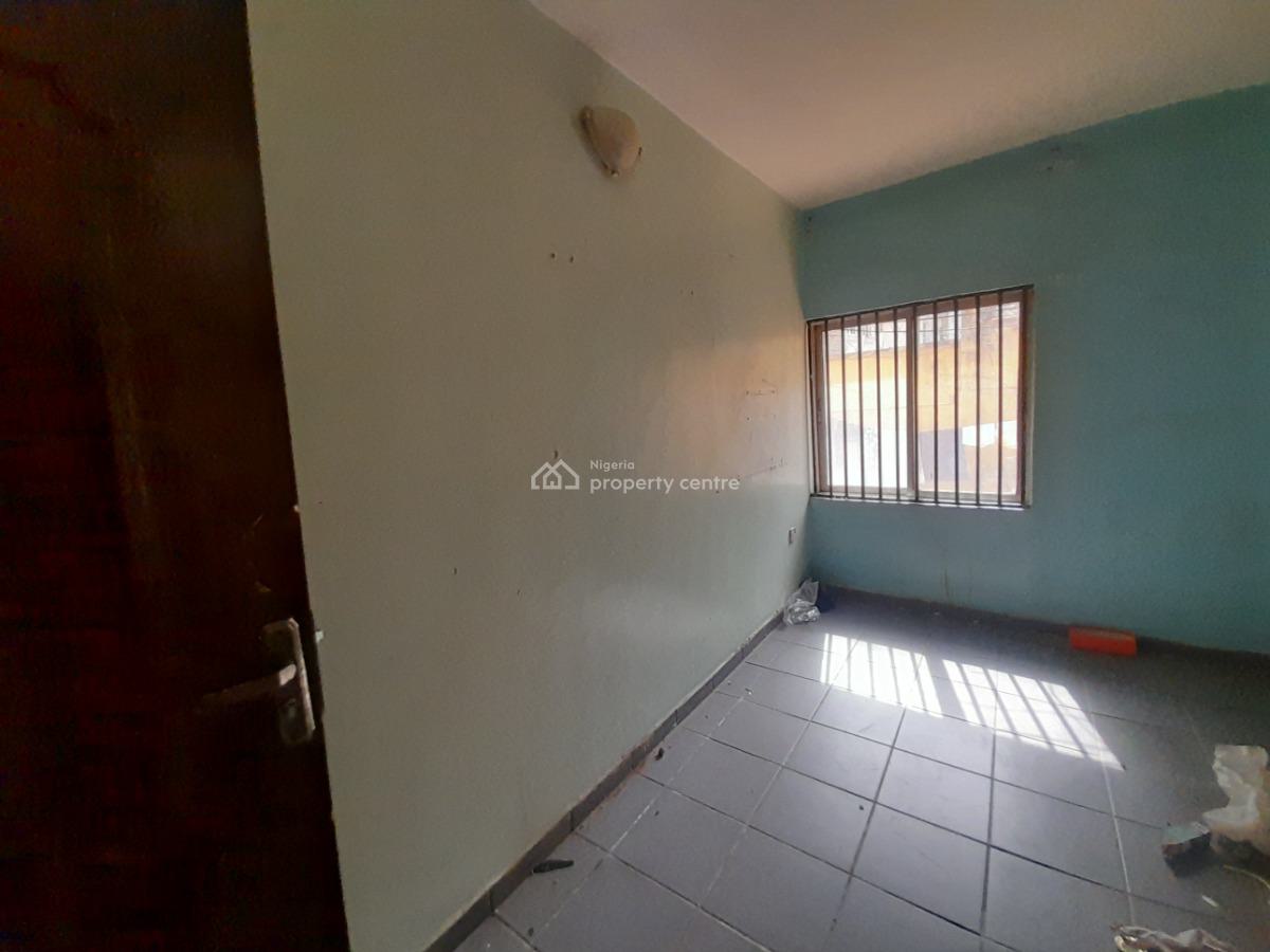 Tastefully Renovated 3-bedroom Apartment, Area 8, Garki, Abuja, Flat / Apartment for Rent
