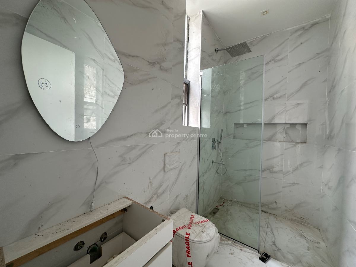 Luxury and Admirable 2 Bedroom Apartment with Swimming Pool with Acs, Lekki Phase 1, Lekki, Lagos, Flat / Apartment for Sale