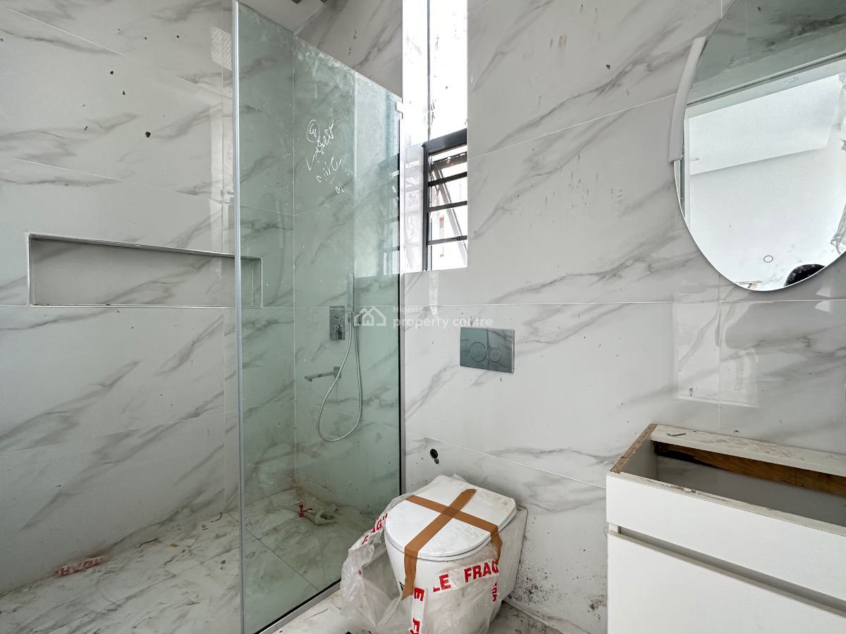 Luxury and Admirable 2 Bedroom Apartment with Swimming Pool with Acs, Lekki Phase 1, Lekki, Lagos, Flat / Apartment for Sale