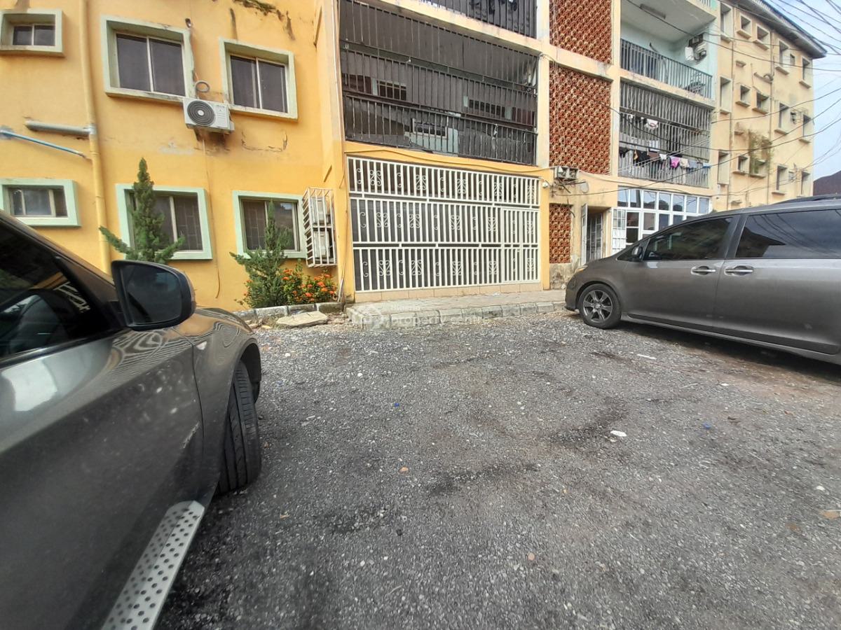 Well Located 4 Bedroom Apartment, Zone 1, Wuse, Abuja, Flat / Apartment for Rent