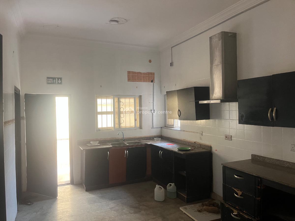 Massive 5 Bedrooms Detached House with 2 Bedrooms Bq, Lekki Phase 1, Lekki, Lagos, Commercial Property for Rent