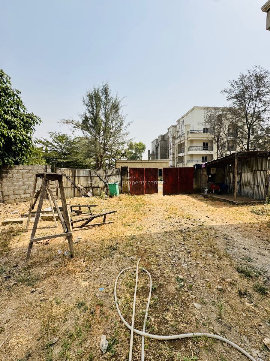 Strategically Located 5units Semi Finished & Redevelopable Property, Off Ibb Boulevard Way, Maitama District, Abuja, Detached Duplex for Sale