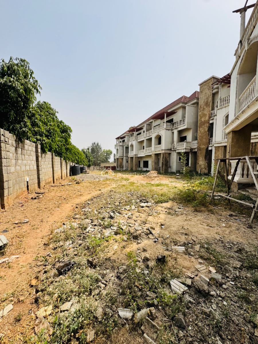 Strategically Located 5units Semi Finished & Redevelopable Property, Off Ibb Boulevard Way, Maitama District, Abuja, Detached Duplex for Sale