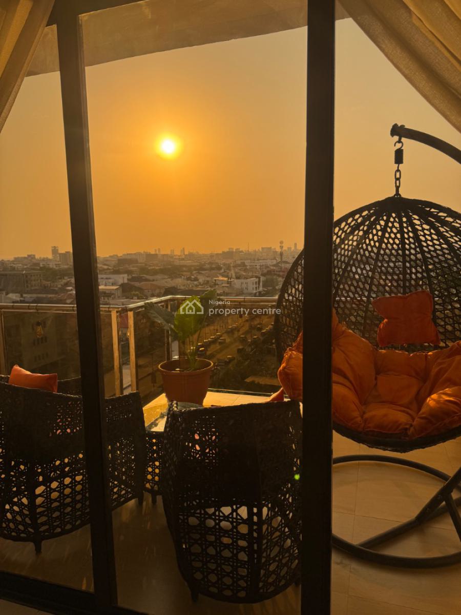 Luxury Rustic 4 Bedroom Maisonette, 7 Centrale Residence, Bisola Durosinmi Etti Drive, Lekki Phase 1, Lekki, Lagos, Flat / Apartment Short Let