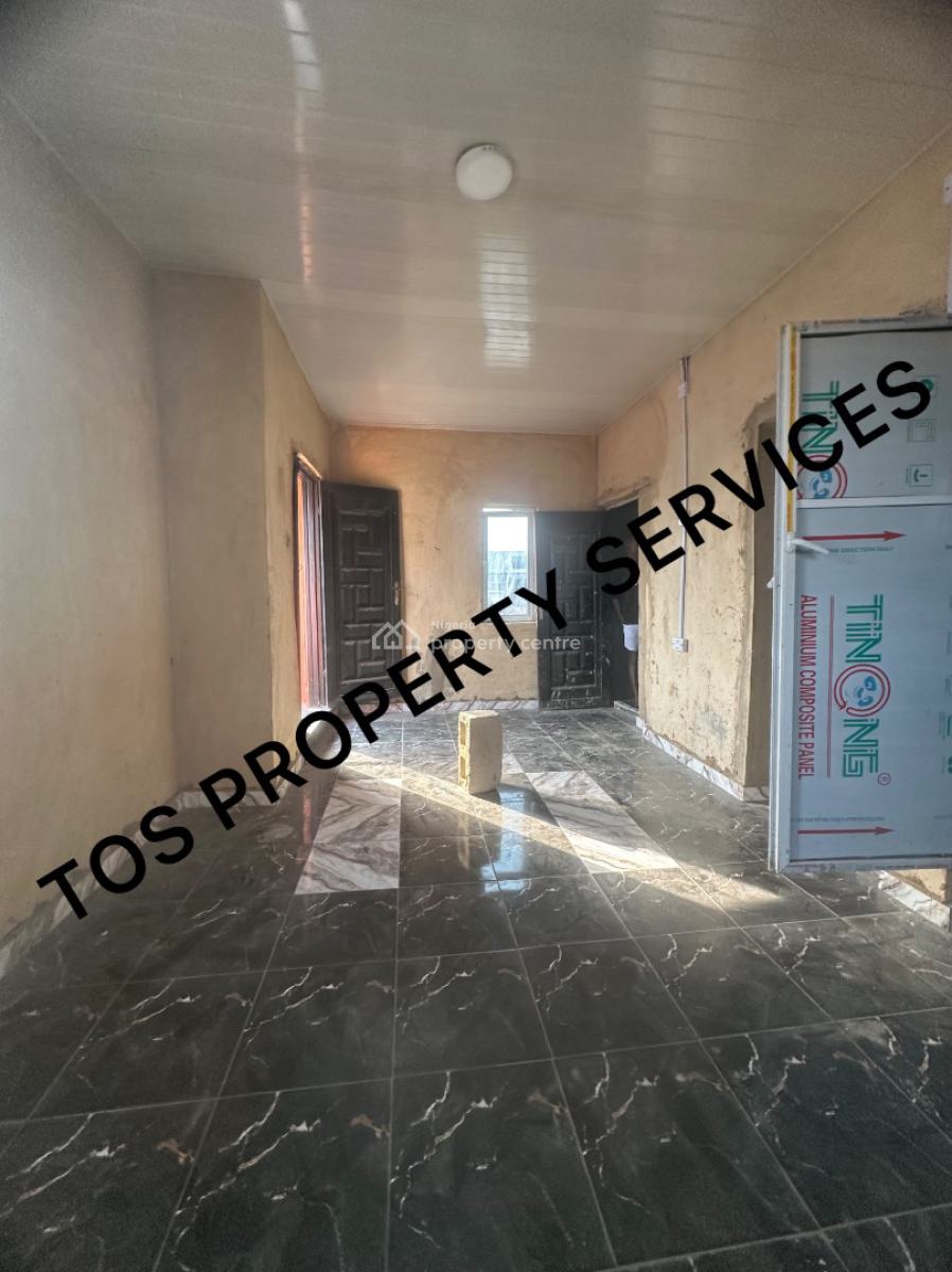 Quite Spacious Studio Flat + Balcony, Sabo-alagomeji, Alagomeji, Yaba, Lagos, Self Contain (single Rooms) for Rent