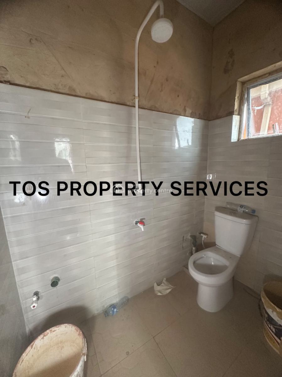 Quite Spacious Studio Flat + Balcony, Sabo-alagomeji, Alagomeji, Yaba, Lagos, Self Contain (single Rooms) for Rent