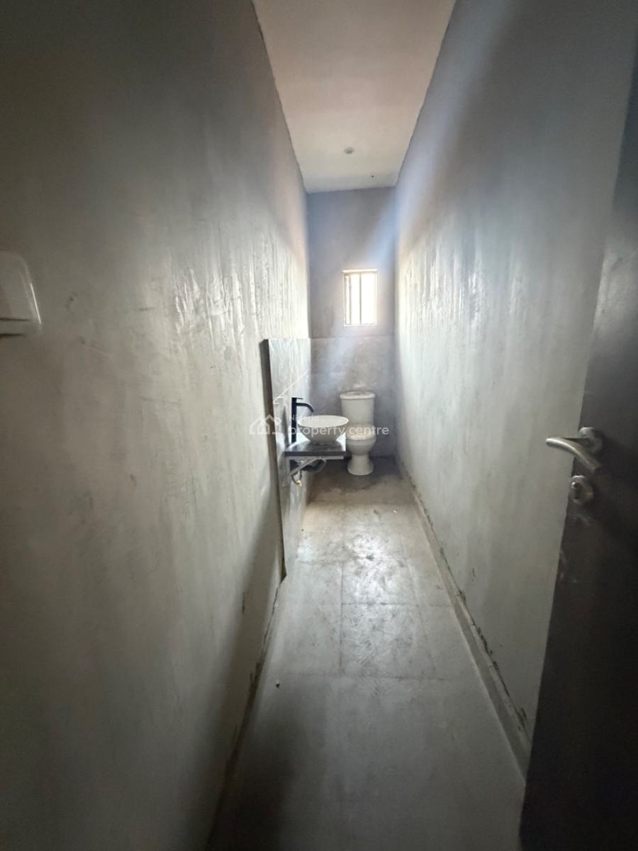 Tastefully Built 3 Bedroom Apartment with an Elevator and Gym, Ikeja Gra, Ikeja, Lagos, Flat / Apartment for Sale