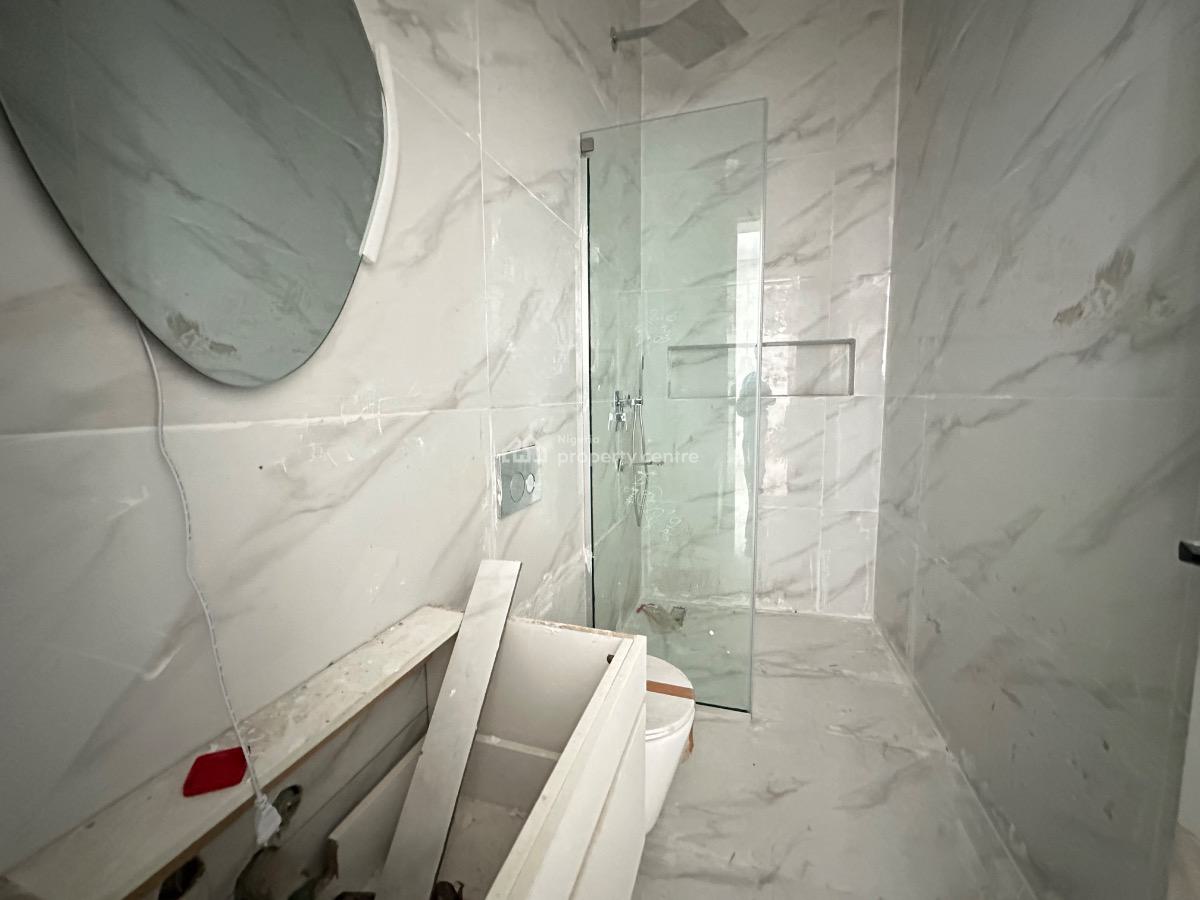 Charming 1 Bedroom Apartment with a Acs and Pool, Lekki Phase 1, Lekki, Lagos, Flat / Apartment for Sale