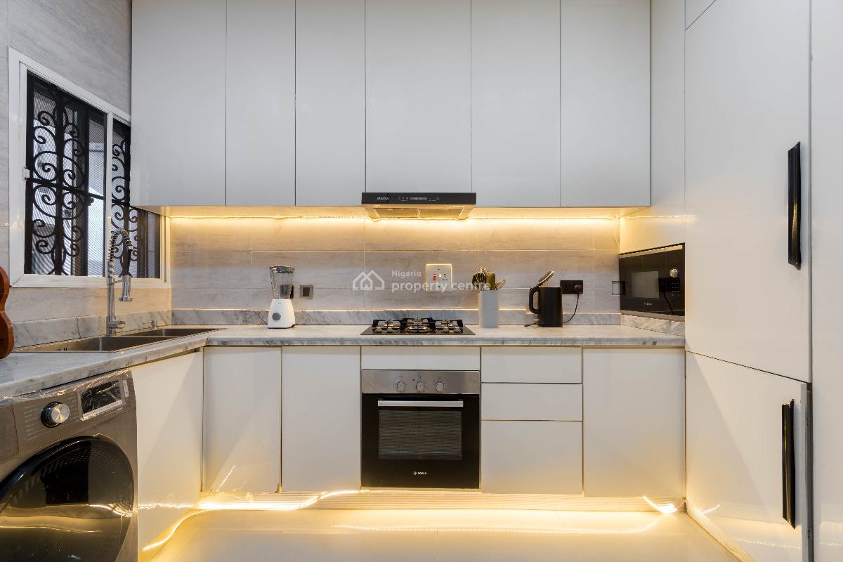 Two Bedroom Beach / Ocean View, New Horizon 2 Estate - Off Coastal Road, Ikate, Lekki, Lagos, Terraced Duplex Short Let