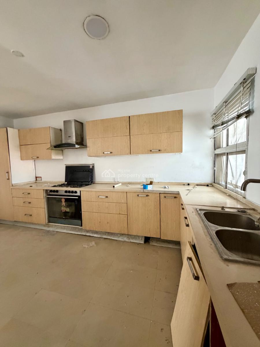 Spacious 2-bedroom Penthouse with Bq, Lekki Phase 1, Lekki, Lagos, Flat / Apartment for Rent