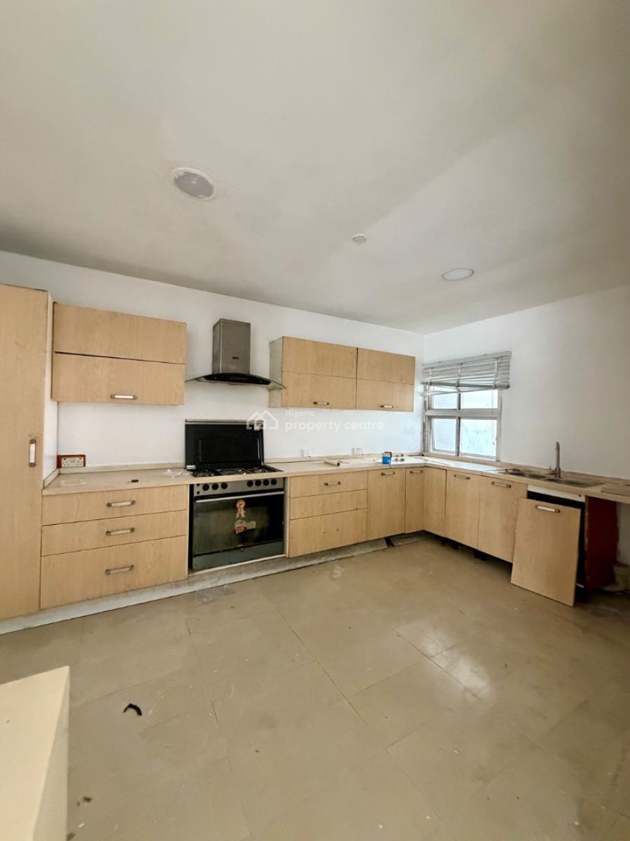 Spacious 2-bedroom Penthouse with Bq, Lekki Phase 1, Lekki, Lagos, Flat / Apartment for Rent