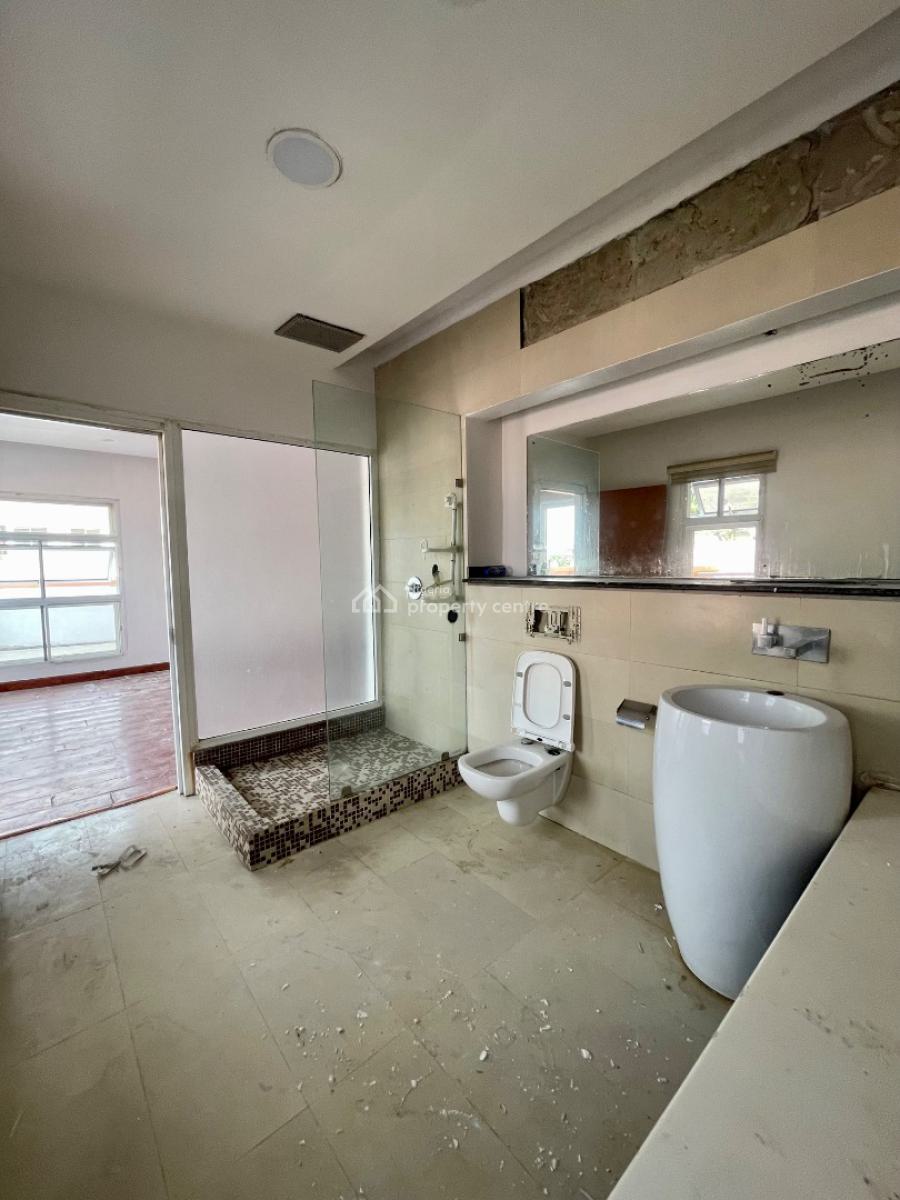 Spacious 2-bedroom Penthouse with Bq, Lekki Phase 1, Lekki, Lagos, Flat / Apartment for Rent