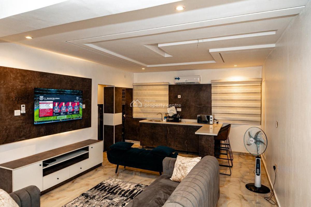 2 Bedroom Apartment, Serene, Wuye, Abuja, Flat / Apartment Short Let