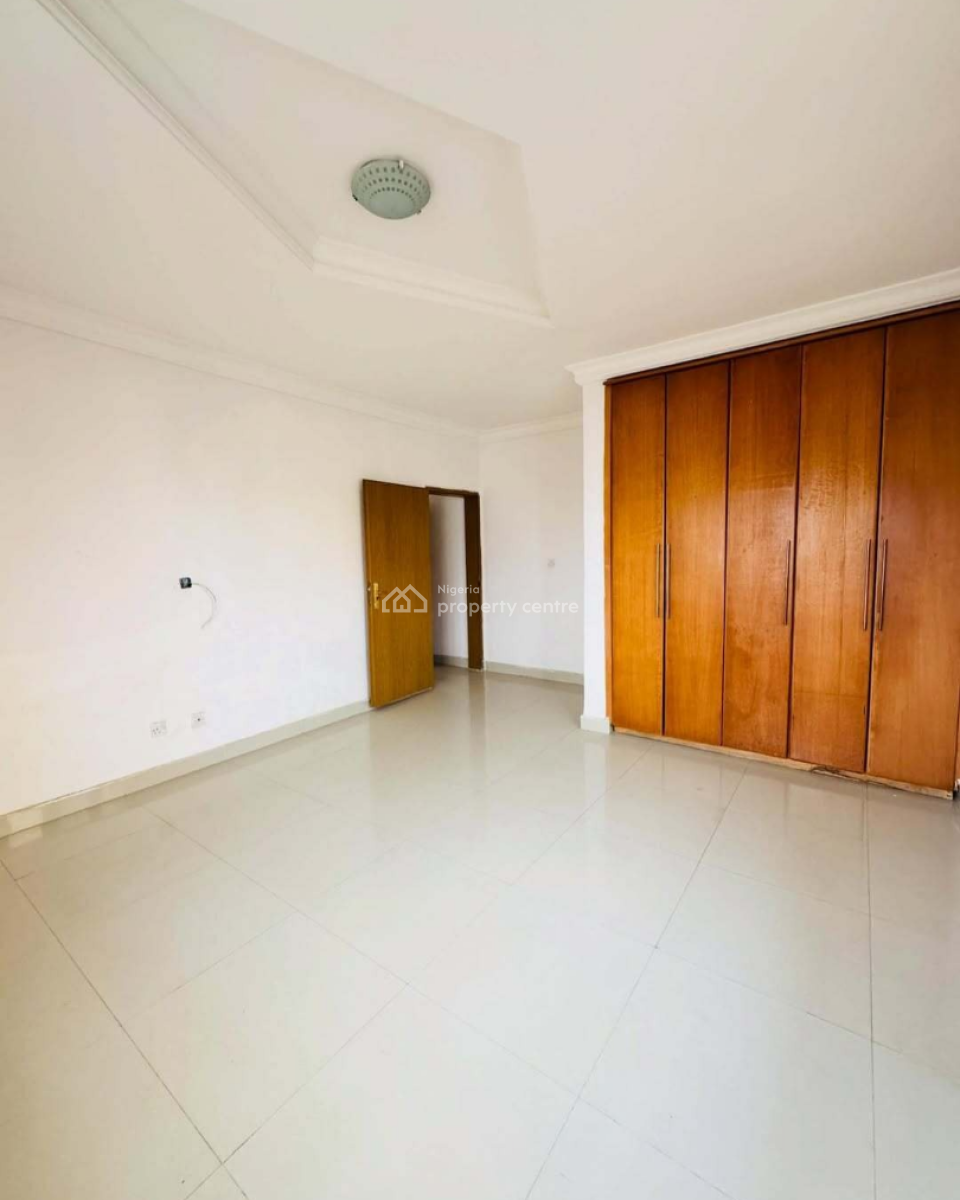 Well-spacious Serviced 2-bedroom Apartment, Ikoyi, Lagos, Flat / Apartment for Rent