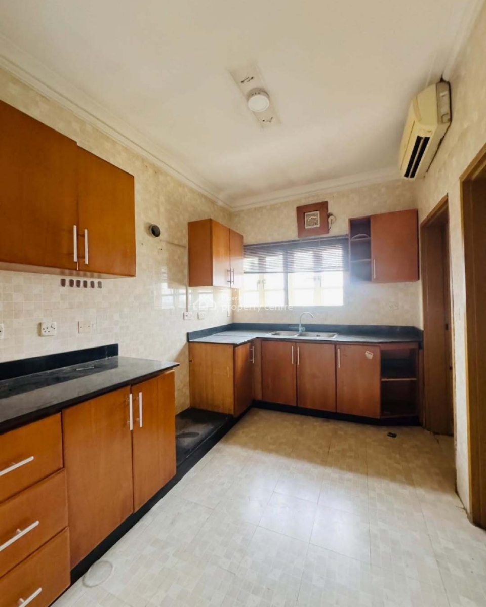 Well-spacious Serviced 2-bedroom Apartment, Ikoyi, Lagos, Flat / Apartment for Rent