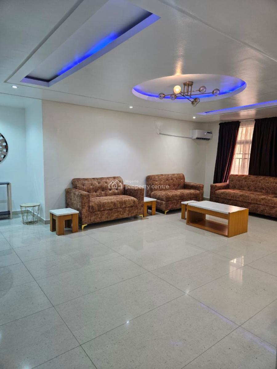 Entertainers Dream: 3-bedroom Apartment with Bq & Pool, Lekki Phase 1, Lekki, Lagos, Flat / Apartment for Rent