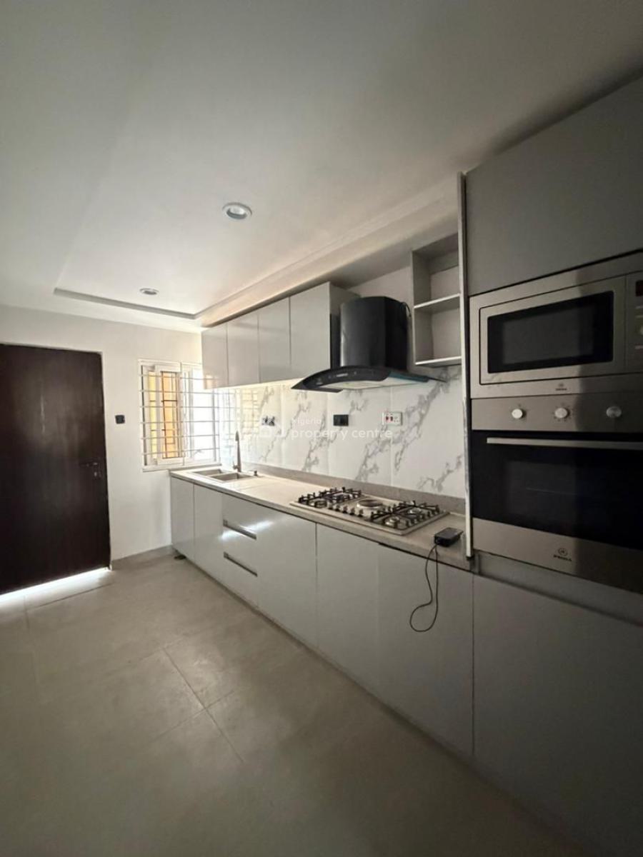 Great Investment: 3-bedroom Apartment with Modern Fits, Lekki Phase 1, Lekki, Lagos, Flat / Apartment for Sale