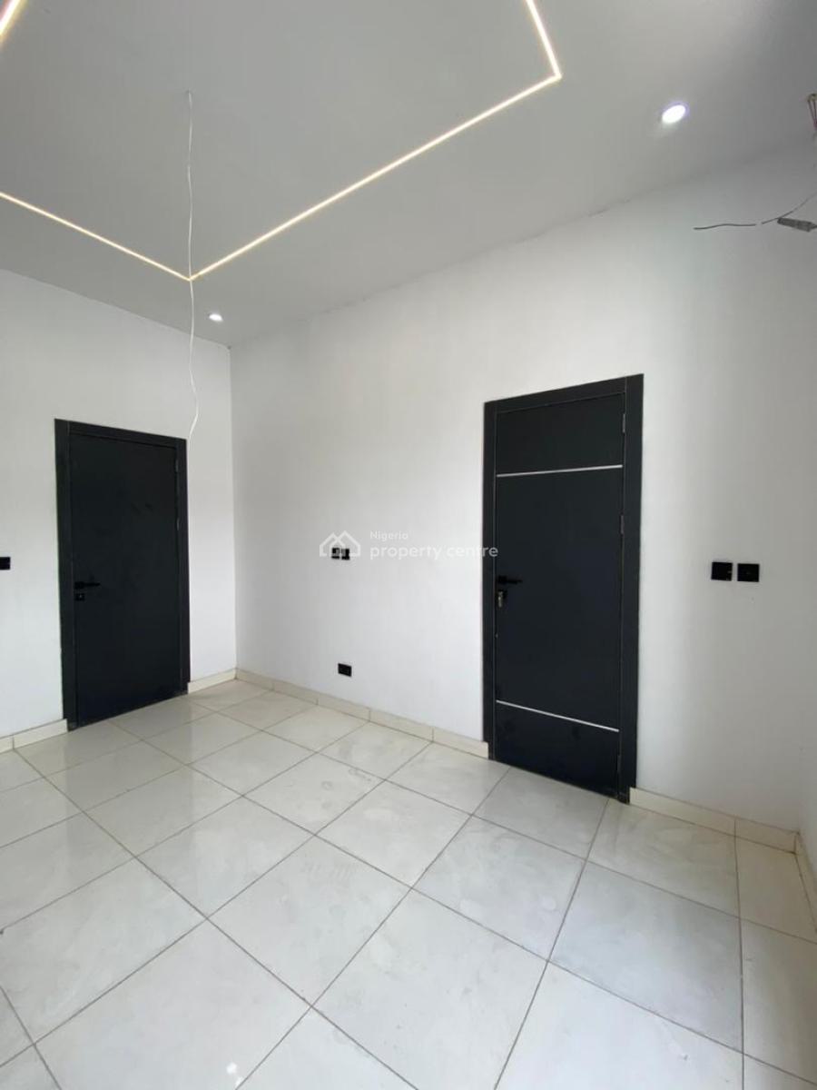 Aesthetically Pleasing 4 Bedroom Semi Detached Duplex with a Bq, Ikota, Lekki, Lagos, Semi-detached Duplex for Sale