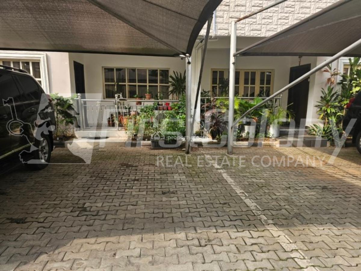 Spacious 3 Bedroom Pent-floor Apartment with Essential Facilities, Parkview, Ikoyi, Lagos, Flat / Apartment for Rent