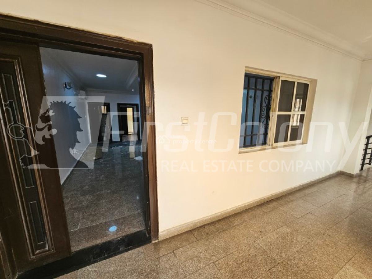 Spacious 3 Bedroom Pent-floor Apartment with Essential Facilities, Parkview, Ikoyi, Lagos, Flat / Apartment for Rent