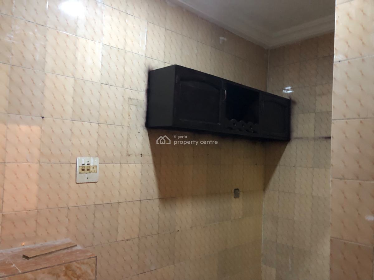 Standard London 3 Bedroom Apartment, Rumukurushi Newlayout Back of Intel, Port Harcourt, Rivers, Flat / Apartment for Rent