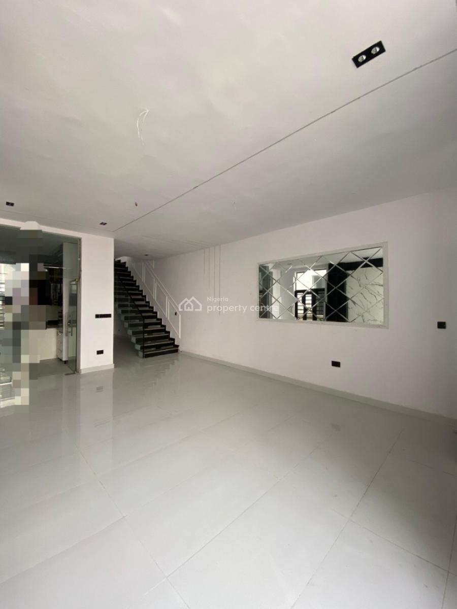 Tastefully Built 4 Bedroom Semi Detached Duplex with Bq, Ikota, Lekki, Lagos, Semi-detached Duplex for Sale