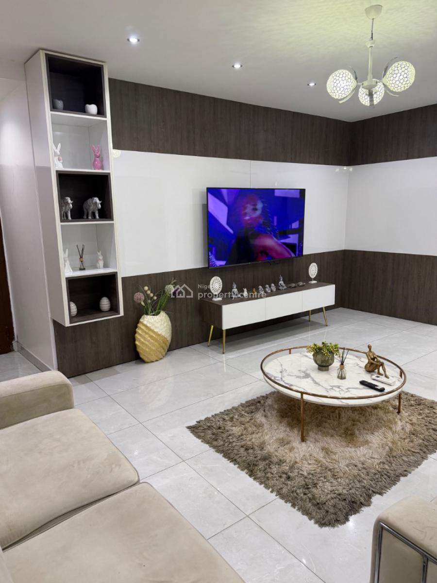 Luxury 3 Bedroom Flat with Excellent Facilities, Freedom Way, Primewater View Estate, Lekki Phase 1, Lekki, Lagos, Flat / Apartment for Rent