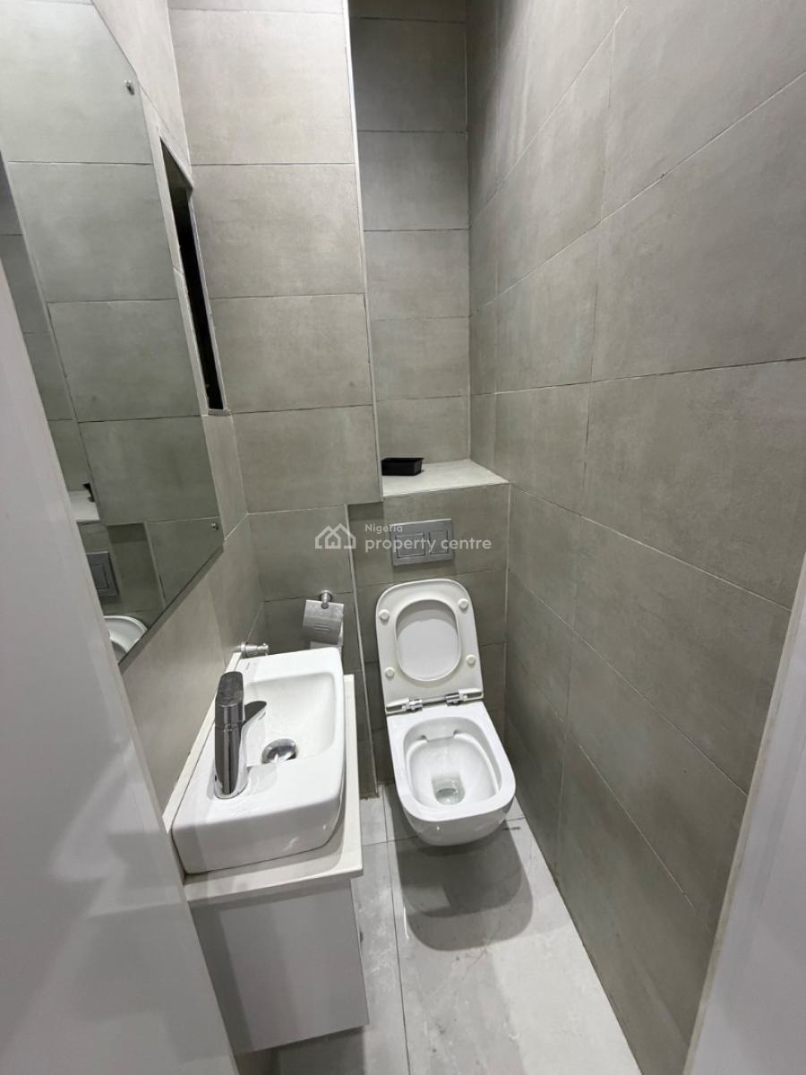 Luxury 3 Bedroom Flat with Excellent Facilities, Freedom Way, Primewater View Estate, Lekki Phase 1, Lekki, Lagos, Flat / Apartment for Rent
