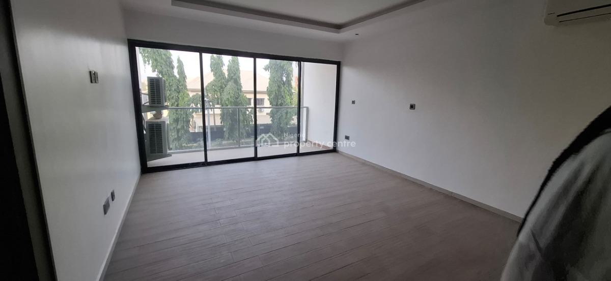 Standard and Lovely 3-bedroom Apartment with Bq, Wuse 2, Abuja, Flat / Apartment for Sale