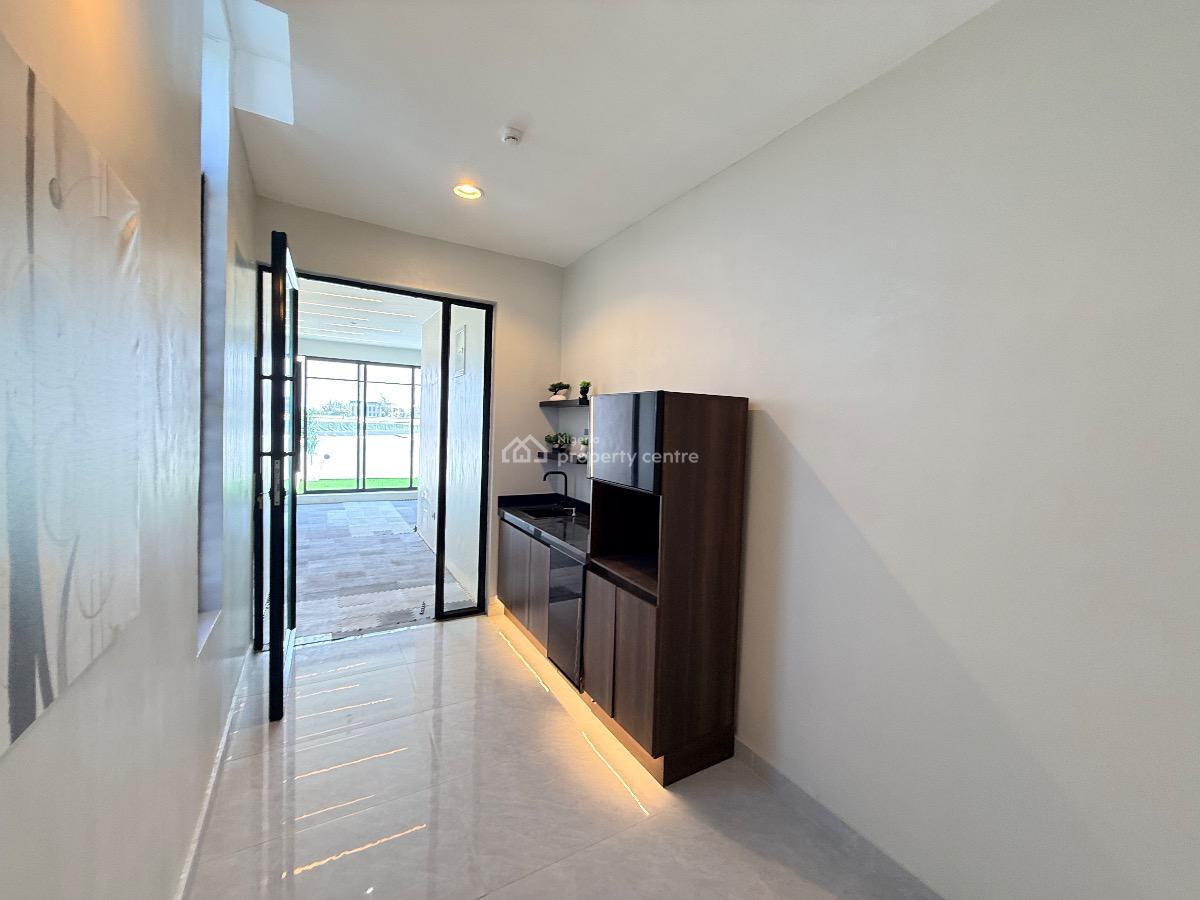 Ultra-luxury 5-bedroom Smart Home with Pool, Gym & Rooftop, Orchid Road, Lekki, Lagos, Detached Duplex for Sale