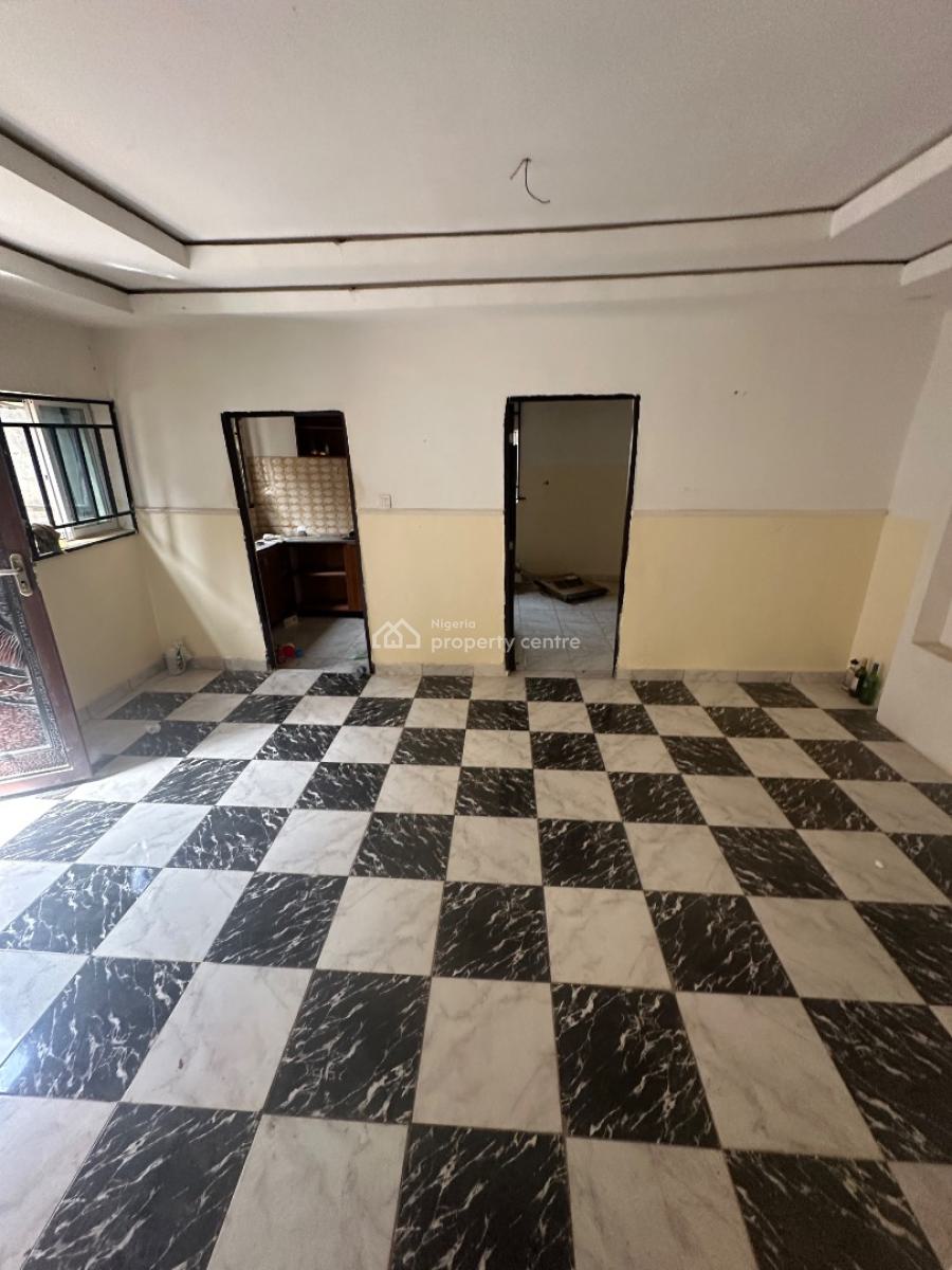 Two Bedroom Apartment, 3rd Avenue War College, Gwarinpa, Abuja, Flat / Apartment for Rent