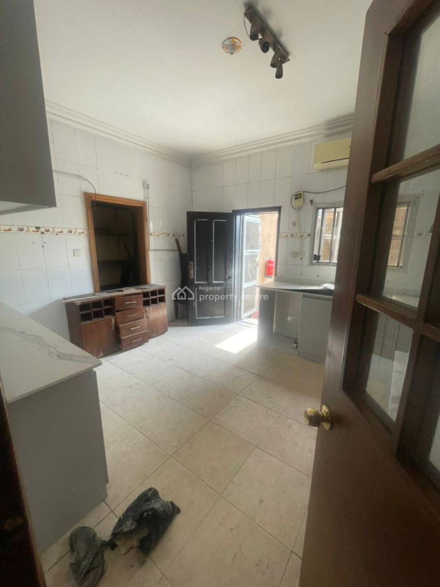 5 Bedroom Terrace Duplex + Bq, Lekki Phase 1, Lekki, Lagos, Terraced Duplex for Rent