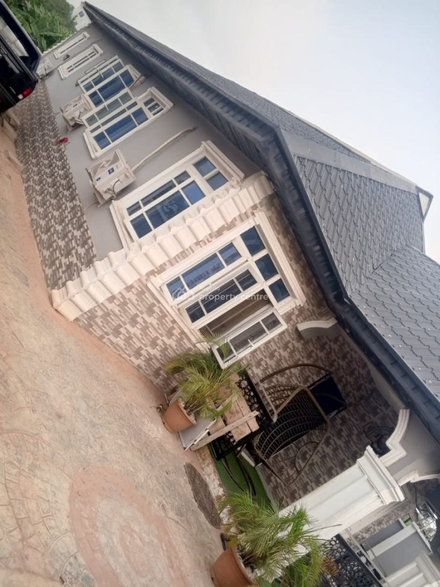 4 Bedroom Bungalow on 1½plot of Land, Mallam Tope Area Osogbo, Osogbo, Osun, Detached Bungalow for Sale