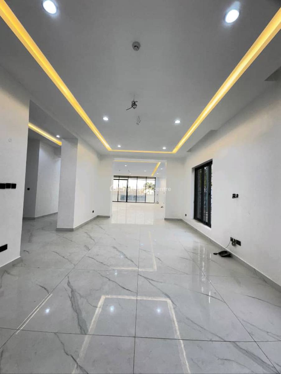 Massive 8 Bedrooms  House, Asokoro District, Abuja, House for Rent