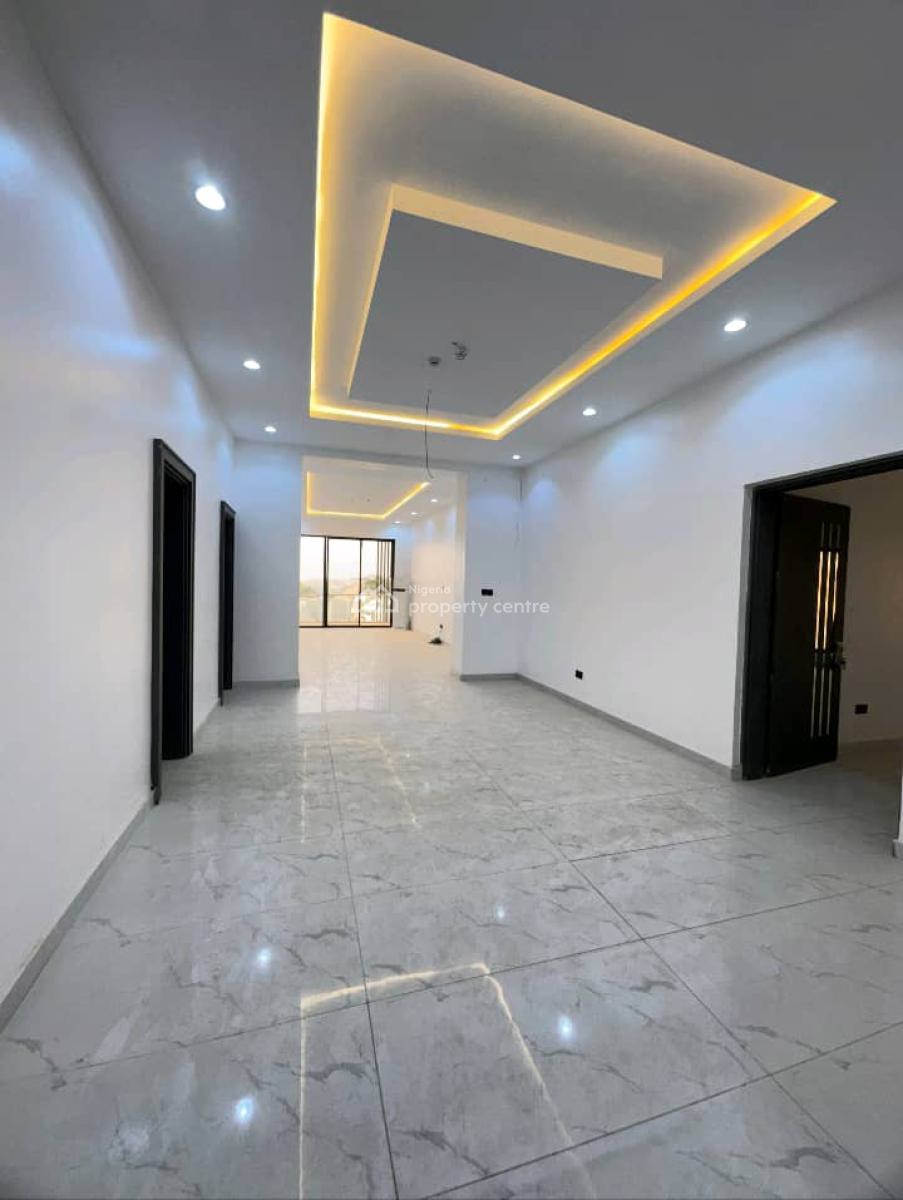 Massive 8 Bedrooms  House, Asokoro District, Abuja, House for Rent