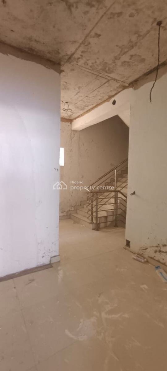 Newly Built 4-storey  Commercial Building, Comprising Five(5) Floors, Off Admiralty, Lekki, Lagos, Office Space for Rent