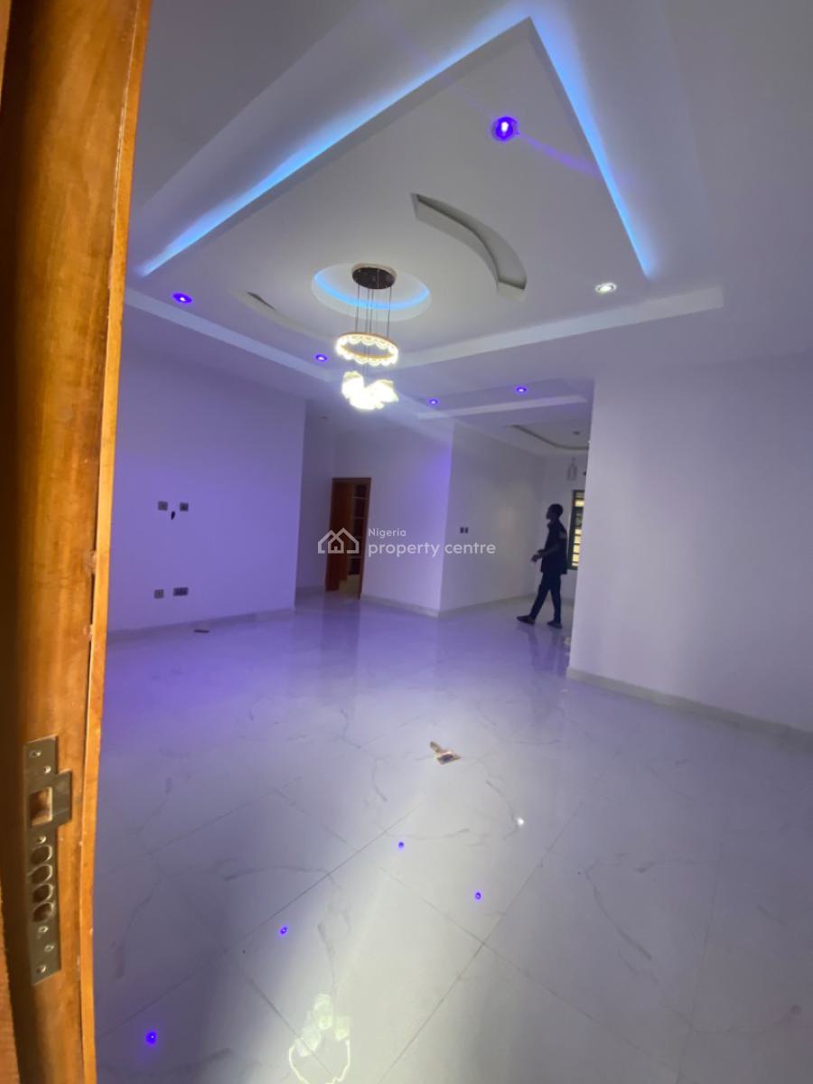 an Executive Two Bedroom Flat, Lekki Scheme 2, Beside Abraham Adesanya, Ogombo Road, Ajah, Lagos, Flat / Apartment for Rent