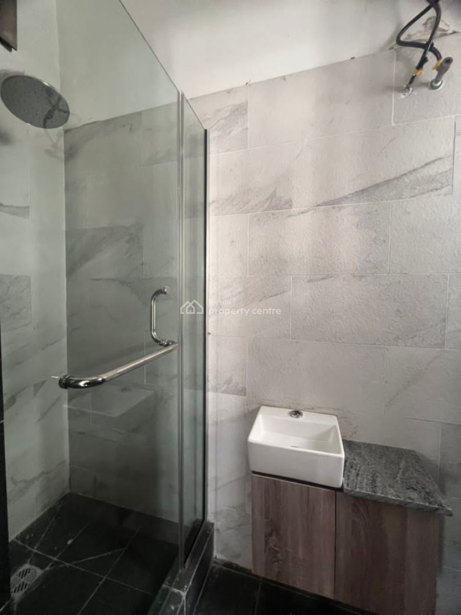 4-bedroom Semi-detached Duplexes, Lekki Phase 1, Lekki, Lagos, Semi-detached Duplex for Sale