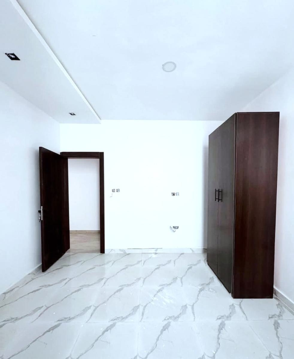 Brand New 3 Bedroom Apartment, Lekki Phase 1, Lekki, Lagos, Flat / Apartment for Rent