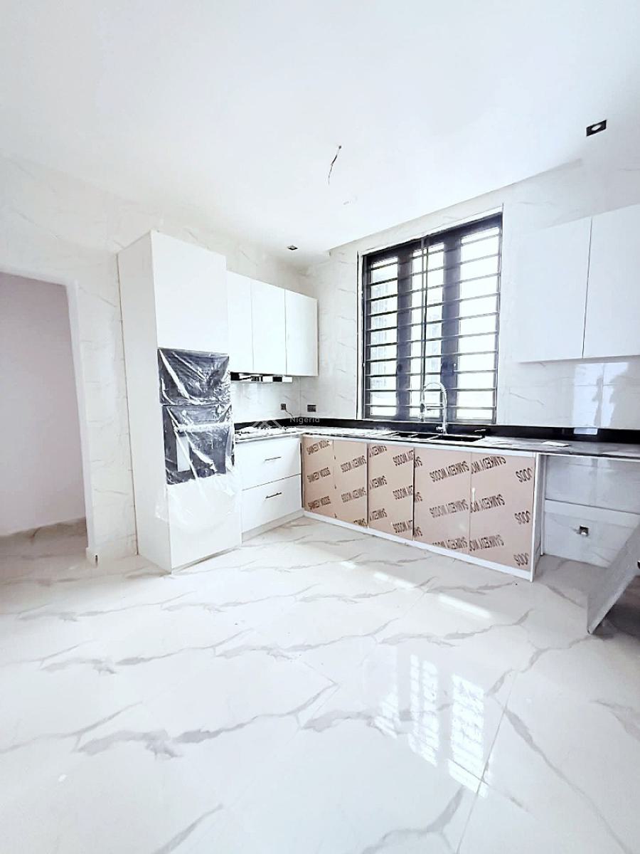 Brand New 3 Bedroom Apartment, Lekki Phase 1, Lekki, Lagos, Flat / Apartment for Rent