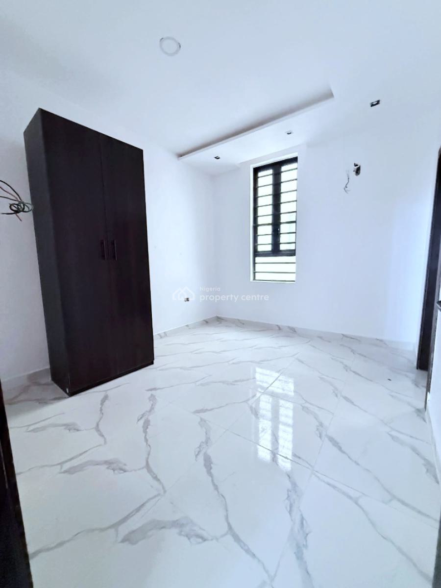 Brand New 3 Bedroom Apartment, Lekki Phase 1, Lekki, Lagos, Flat / Apartment for Rent